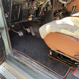 Ворсовые коврики на Hyundai Galloper II 1997 - 2003 в Чебоксарах Ворсовые коврики на Hyundai Galloper II 1997 - 2003 в Чебоксарах