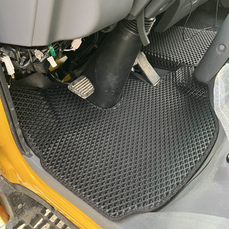 Ворсовые коврики на Isuzu ELF VI широкая кабина 2006&nbsp;-&nbsp;2026 в Чебоксарах