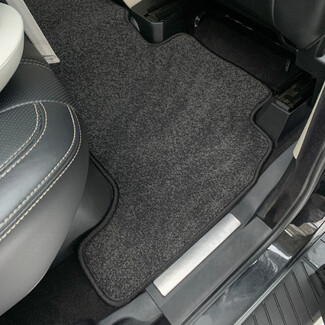 Ворсовые коврики на Land Rover Range Rover Sport I 2005 - 2013 в Чебоксарах Ворсовые коврики на Land Rover Range Rover Sport I 2005 - 2013 в Чебоксарах