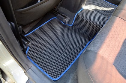 Ворсовые коврики на Toyota Avensis II 2002&nbsp;-&nbsp;2008 в Чебоксарах