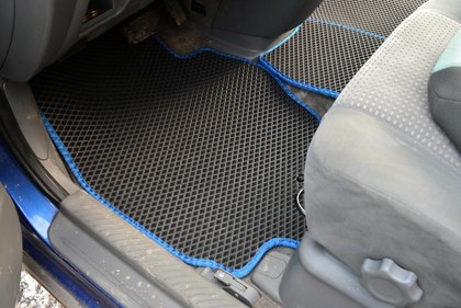 Коврики на Mazda MPV II 1999 - 2006 в Чебоксарах Коврики на Mazda MPV II 1999 - 2006 в Чебоксарах