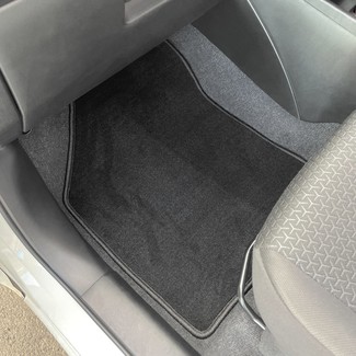 Ворсовые коврики на Suzuki Swift V 2016 - 2026 в Чебоксарах Ворсовые коврики на Suzuki Swift V 2016 - 2026 в Чебоксарах