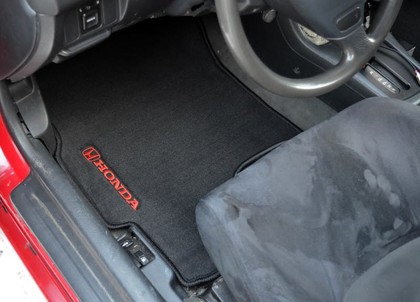 Ворсовые коврики на Honda Civic VI 4d 1995 - 2002 в Чебоксарах Ворсовые коврики на Honda Civic VI 4d 1995 - 2002 в Чебоксарах