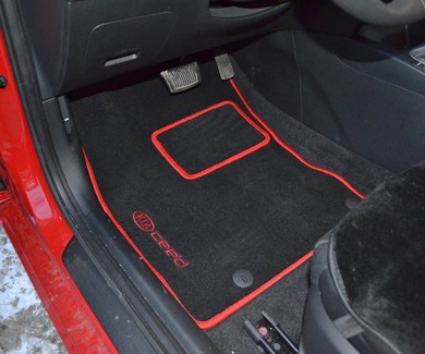 Ворсовые коврики на KIA Ceed III 2018 - 2026 в Чебоксарах Ворсовые коврики на KIA Ceed III 2018 - 2026 в Чебоксарах