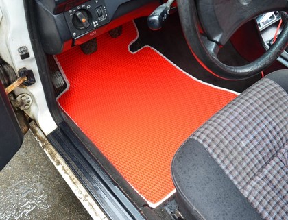 Ворсовые коврики на Mercedes E (W124) 1986&nbsp;-&nbsp;1996 в Чебоксарах