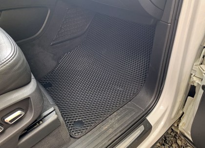 Ворсовые коврики на Audi Q7 I 2005 - 2015 в Чебоксарах Ворсовые коврики на Audi Q7 I 2005 - 2015 в Чебоксарах