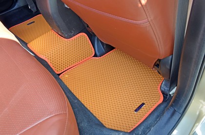 Ворсовые коврики на Subaru Forester III 2007 - 2013 в Чебоксарах Ворсовые коврики на Subaru Forester III 2007 - 2013 в Чебоксарах