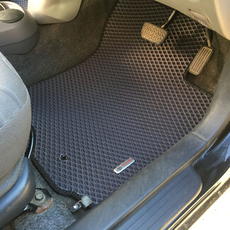 Ворсовые коврики на Toyota Vitz I 1998 - 2005 в Чебоксарах Ворсовые коврики на Toyota Vitz I 1998 - 2005 в Чебоксарах