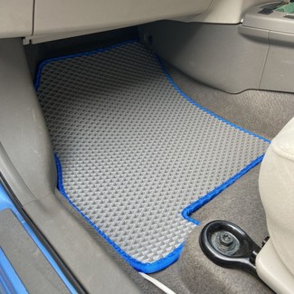 Ворсовые коврики на Nissan Leaf (ZE0) 2009 - 2012 в Чебоксарах Ворсовые коврики на Nissan Leaf (ZE0) 2009 - 2012 в Чебоксарах