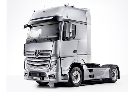 Ворсовые коврики на Mercedes Actros MP4 MP5 тягач GigaSpace 2011&nbsp;-&nbsp;2026 в Чебоксарах