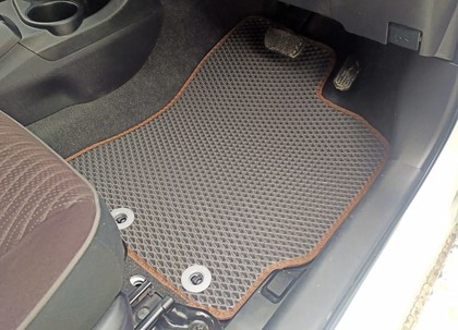 Коврики на Toyota Aqua (P10) 2011&nbsp;-&nbsp;2021 в Чебоксарах