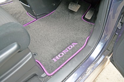 Ворсовые коврики на Honda StepWGN V 2015 - 2022 в Чебоксарах Ворсовые коврики на Honda StepWGN V 2015 - 2022 в Чебоксарах