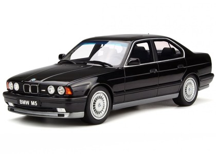 Ворсовые коврики на BMW 5 (E34) 1988 - 1997 в Чебоксарах Ворсовые коврики на BMW 5 (E34) 1988 - 1997 в Чебоксарах