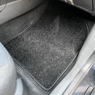 Ворсовые коврики на Ford Focus II 2005 - 2011 в Чебоксарах Ворсовые коврики на Ford Focus II 2005 - 2011 в Чебоксарах