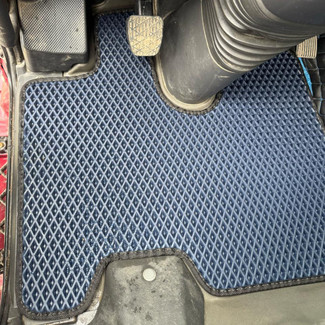 EVA коврики на КамАЗ К4 кабина 5490 EVA коврики на КамАЗ К4 кабина 5490