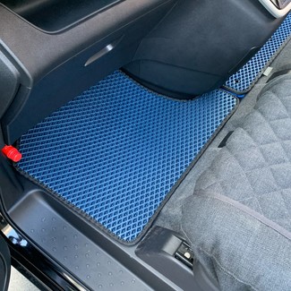 Ворсовые коврики на Nissan Serena (C27) E-Power 2016 - 2022 в Чебоксарах Ворсовые коврики на Nissan Serena (C27) E-Power 2016 - 2022 в Чебоксарах