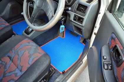 Ворсовые коврики на Mitsubishi Pajero Mini II 1998 - 2012 в Чебоксарах Ворсовые коврики на Mitsubishi Pajero Mini II 1998 - 2012 в Чебоксарах