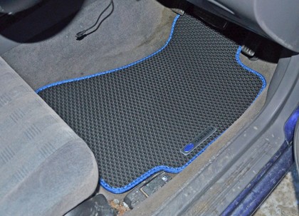 Ворсовые коврики на Subaru Legacy III 1998 - 2003 в Чебоксарах Ворсовые коврики на Subaru Legacy III 1998 - 2003 в Чебоксарах