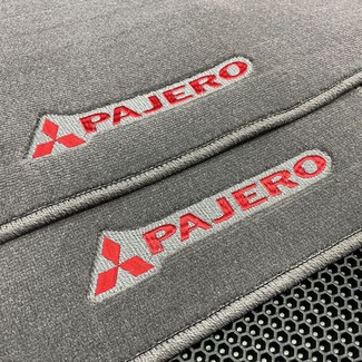 Ворсовые коврики на Mitsubishi Pajero IV 2006&nbsp;-&nbsp;2021 в Чебоксарах