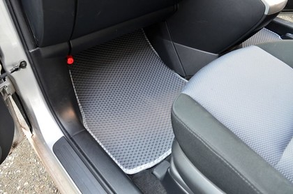 Ворсовые коврики на Mazda Premacy II 2005 - 2010 в Чебоксарах Ворсовые коврики на Mazda Premacy II 2005 - 2010 в Чебоксарах