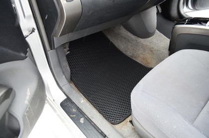 Ворсовые коврики на Toyota Prius (20) 2004 - 2009 в Чебоксарах Ворсовые коврики на Toyota Prius (20) 2004 - 2009 в Чебоксарах