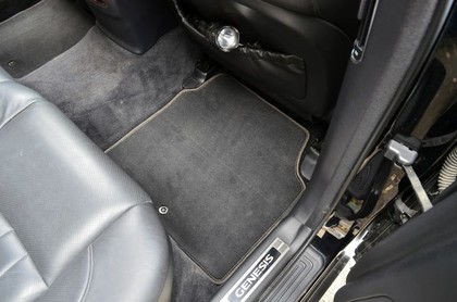 Ворсовые коврики на Hyundai Genesis I 2008 - 2014 в Чебоксарах Ворсовые коврики на Hyundai Genesis I 2008 - 2014 в Чебоксарах