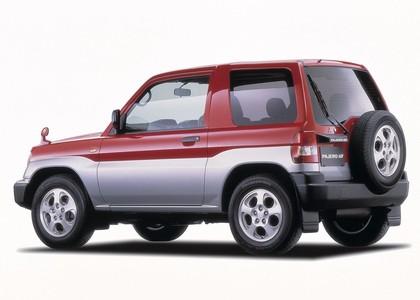 Ворсовые коврики на Mitsubishi Pajero iO 1998&nbsp;-&nbsp;2007 в Чебоксарах