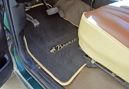 Коврики на Ford Bronco III 1980&nbsp;-&nbsp;1986 в Чебоксарах