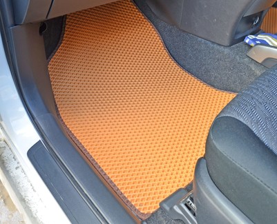 Ворсовые коврики на Toyota Wish II 2009&nbsp;-&nbsp;2017 в Чебоксарах