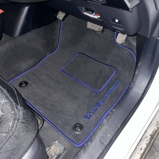 Коврики на Toyota Prius (50) 2015 - 2023 в Чебоксарах Коврики на Toyota Prius (50) 2015 - 2023 в Чебоксарах