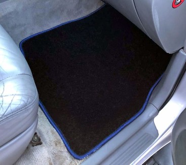 Ворсовые коврики на Lexus LX 470 1997 - 2007 в Чебоксарах Ворсовые коврики на Lexus LX 470 1997 - 2007 в Чебоксарах