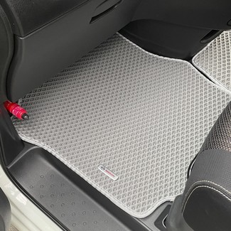 Ворсовые коврики на Nissan Serena (C26) 2010&nbsp;-&nbsp;2016 в Чебоксарах