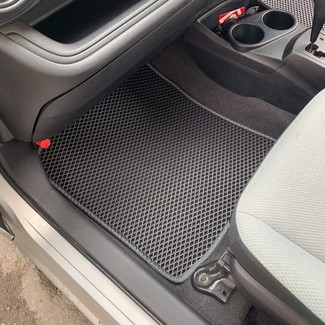 Коврики на Toyota Aqua (P10) 2011&nbsp;-&nbsp;2021 в Чебоксарах