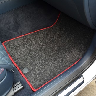 Ворсовые коврики на Genesis GV70 2020 - 2026 в Чебоксарах Ворсовые коврики на Genesis GV70 2020 - 2026 в Чебоксарах