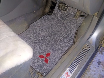 Ворсовые коврики на Mitsubishi Galant VIII 1996&nbsp;-&nbsp;2005 в Чебоксарах