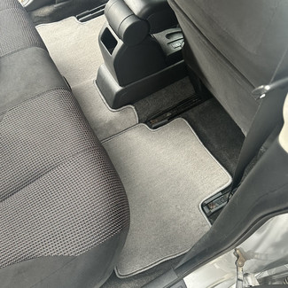 Ворсовые коврики на Nissan Tiida (C11) 2004&nbsp;-&nbsp;2014 в Чебоксарах