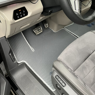 Ворсовые коврики на Volkswagen Multivan (T7) 2021&nbsp;-&nbsp;2026 в Чебоксарах