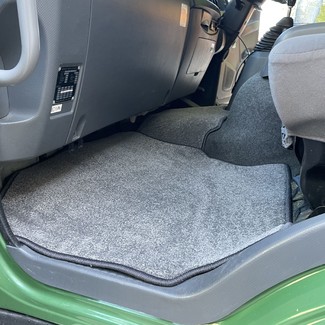 Ворсовые коврики на Isuzu Forward V широкая кабина 2007&nbsp;-&nbsp;2026 в Чебоксарах