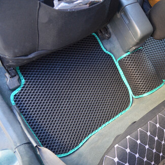 Коврики на Toyota Cynos (L50) 1995&nbsp;-&nbsp;1999 в Чебоксарах