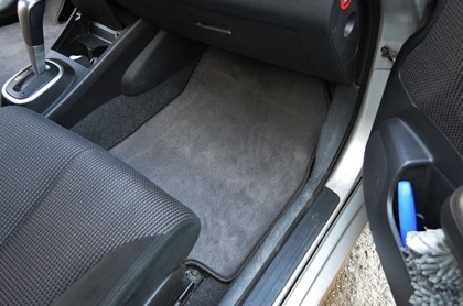 Ворсовые коврики на Nissan Tiida (C11) 2004&nbsp;-&nbsp;2014 в Чебоксарах