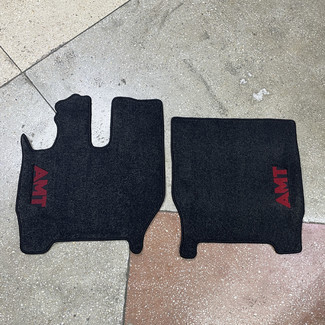 Коврики на Hongyan SAIC-IVECO Genlyon кабина C6HR 2023 - 2026 в Чебоксарах Коврики на Hongyan SAIC-IVECO Genlyon кабина C6HR 2023 - 2026 в Чебоксарах