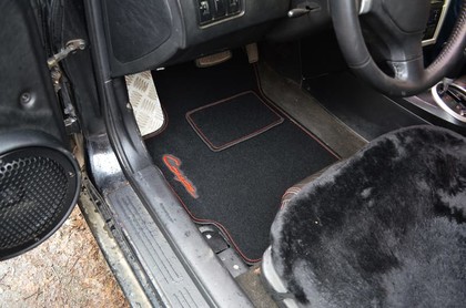 Ворсовые коврики на Hyundai Coupe II 2002 - 2009 в Чебоксарах Ворсовые коврики на Hyundai Coupe II 2002 - 2009 в Чебоксарах