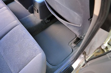 Ворсовые коврики на Toyota Avensis I 1997&nbsp;-&nbsp;2002 в Чебоксарах