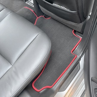 Ворсовые коврики на Mitsubishi Pajero Sport III 2015 - 2026 в Чебоксарах Ворсовые коврики на Mitsubishi Pajero Sport III 2015 - 2026 в Чебоксарах