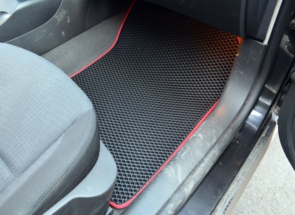 Ворсовые коврики на Renault Laguna III 2007 - 2015 в Чебоксарах Ворсовые коврики на Renault Laguna III 2007 - 2015 в Чебоксарах