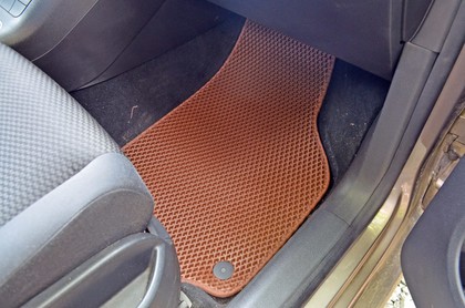 Ворсовые коврики на Volkswagen Golf Plus 2004 - 2014 в Чебоксарах Ворсовые коврики на Volkswagen Golf Plus 2004 - 2014 в Чебоксарах