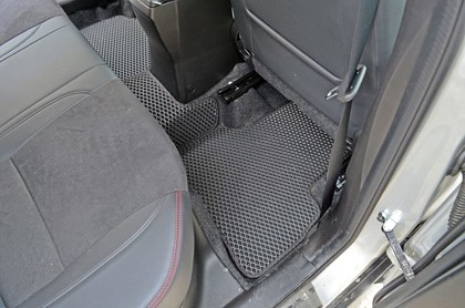 Ворсовые коврики на Suzuki Vitara 2014 - 2026 в Чебоксарах Ворсовые коврики на Suzuki Vitara 2014 - 2026 в Чебоксарах