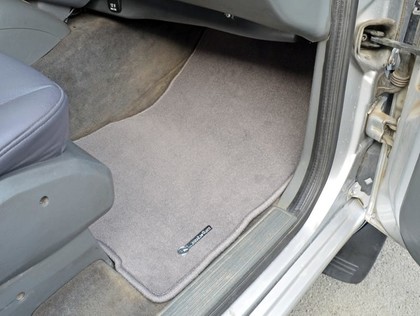 Ворсовые коврики на Mercedes ML (W163) 1997 - 2005 в Чебоксарах Ворсовые коврики на Mercedes ML (W163) 1997 - 2005 в Чебоксарах