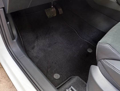 Ворсовые коврики на Skoda Karoq 2017 - 2026 в Чебоксарах Ворсовые коврики на Skoda Karoq 2017 - 2026 в Чебоксарах