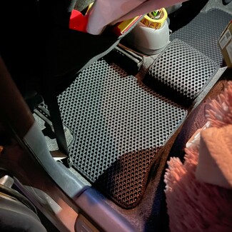 Ворсовые коврики на Toyota Vitz I 1998 - 2005 в Чебоксарах Ворсовые коврики на Toyota Vitz I 1998 - 2005 в Чебоксарах